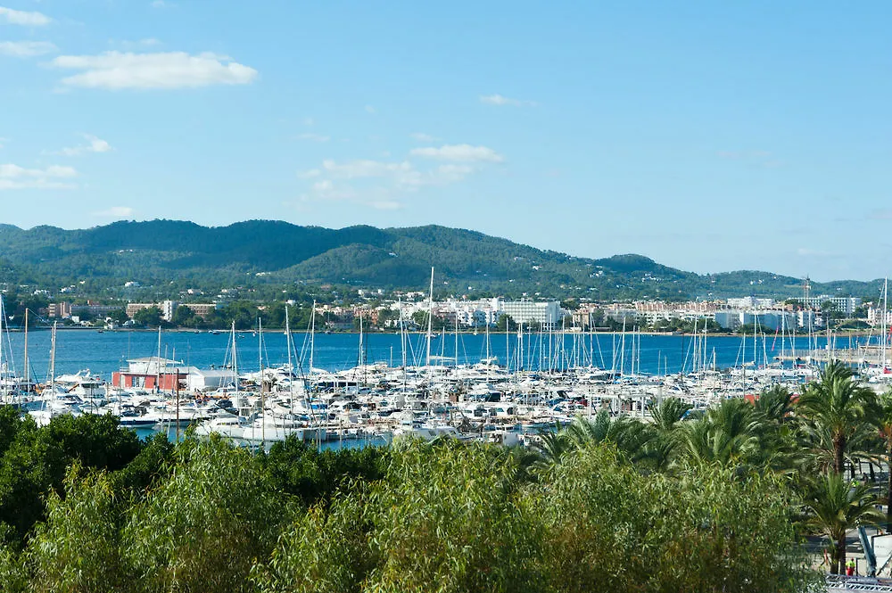 The Red Hotel By Ibiza Feeling - Adults Only 聖安東尼奧 2*,  西班牙
